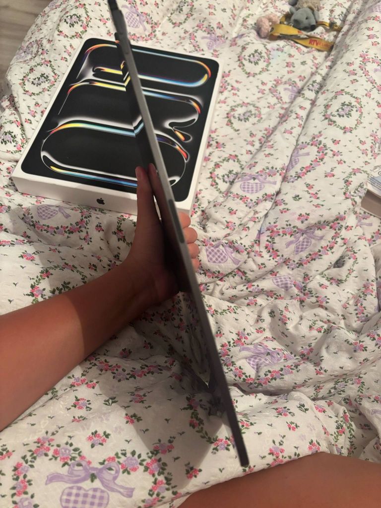 Ipad 13 pro tablet apple 256gb z,kablem USB