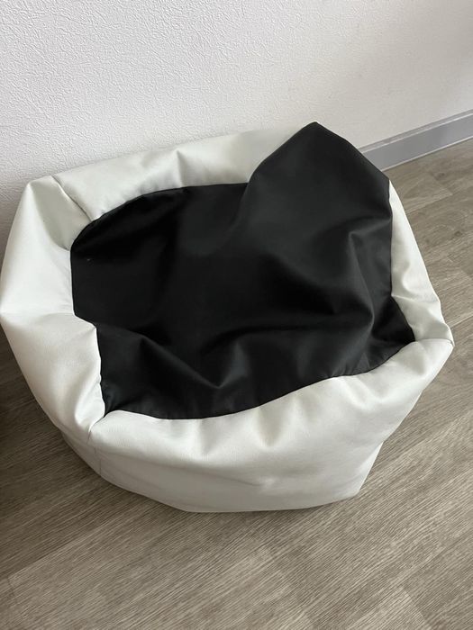 Мягке крісло і пуФ для дому чи для педикюру