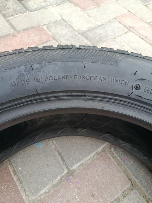 225 50 17 шини нові зима