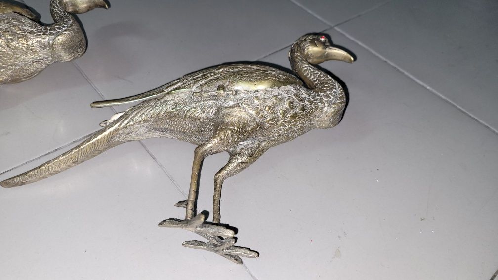 Aves  em bronze  decoração