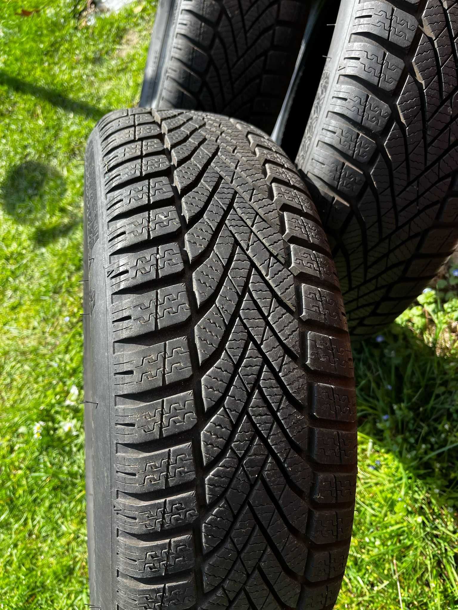 Opony zimowe Falken Eurowinter HS02 185/60 R14 82 T 4 szt.