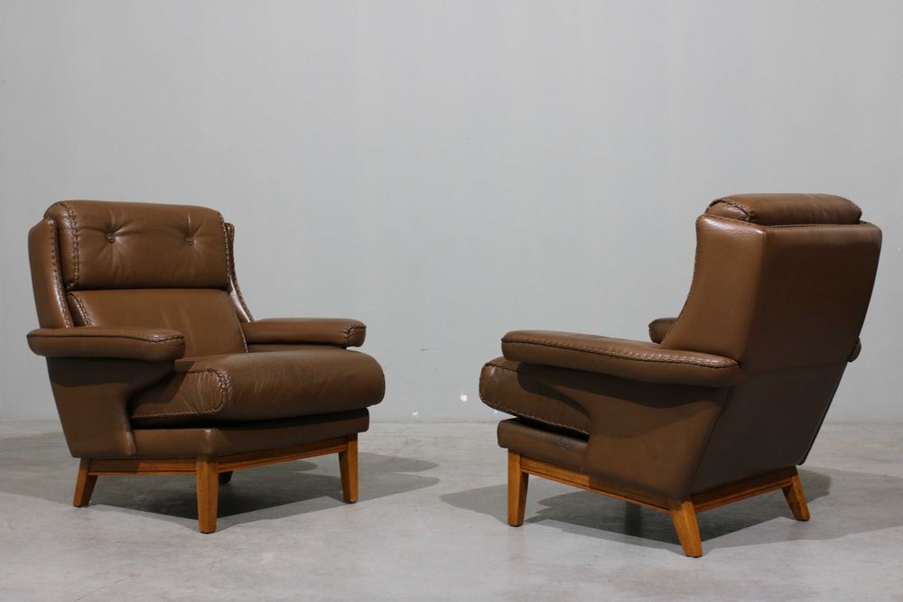 Par de poltronas Aage Christiansen em couro | Design Dinamarquês