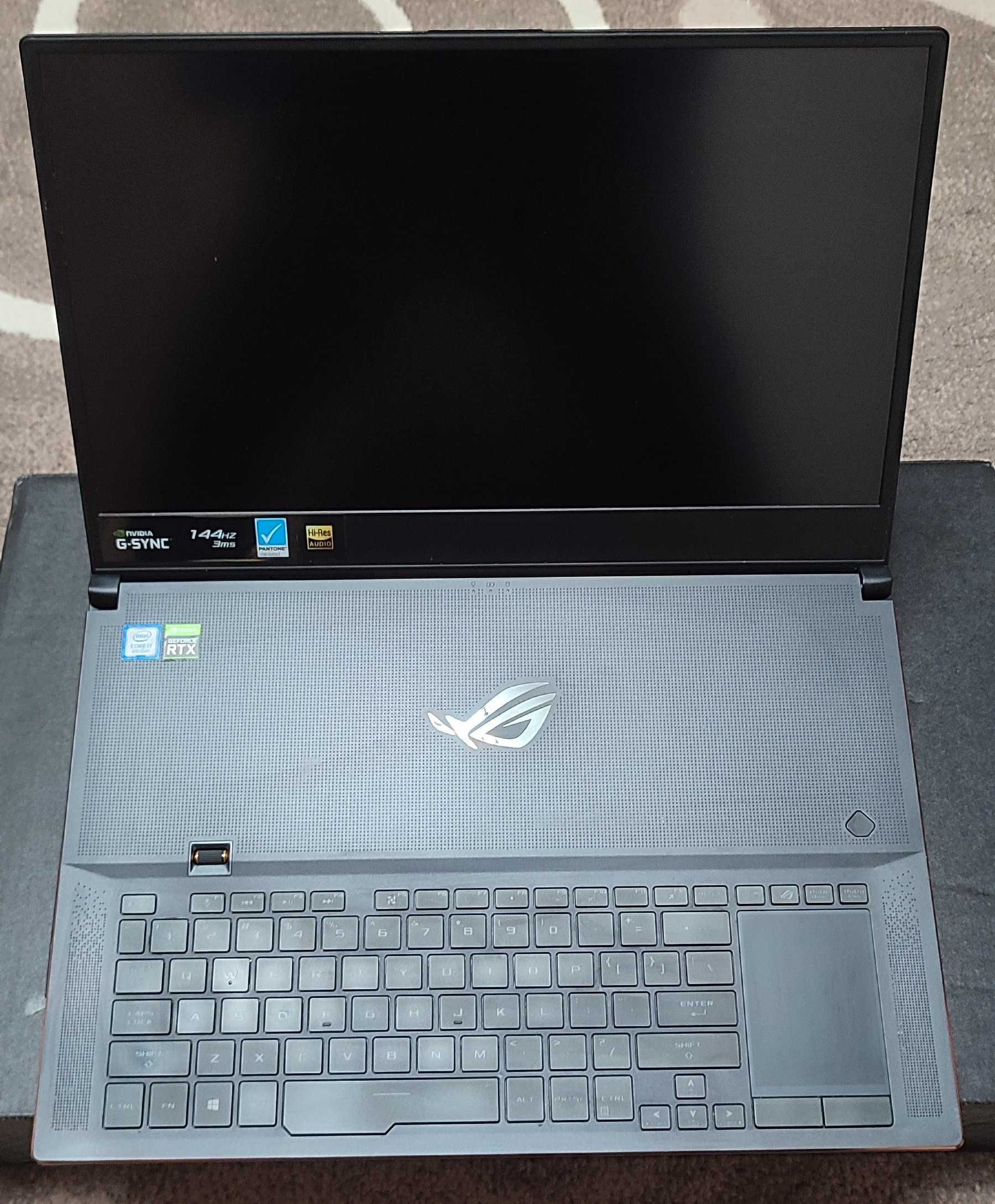 ASUS ROG Zephyrus S17 GX701GW-DB76