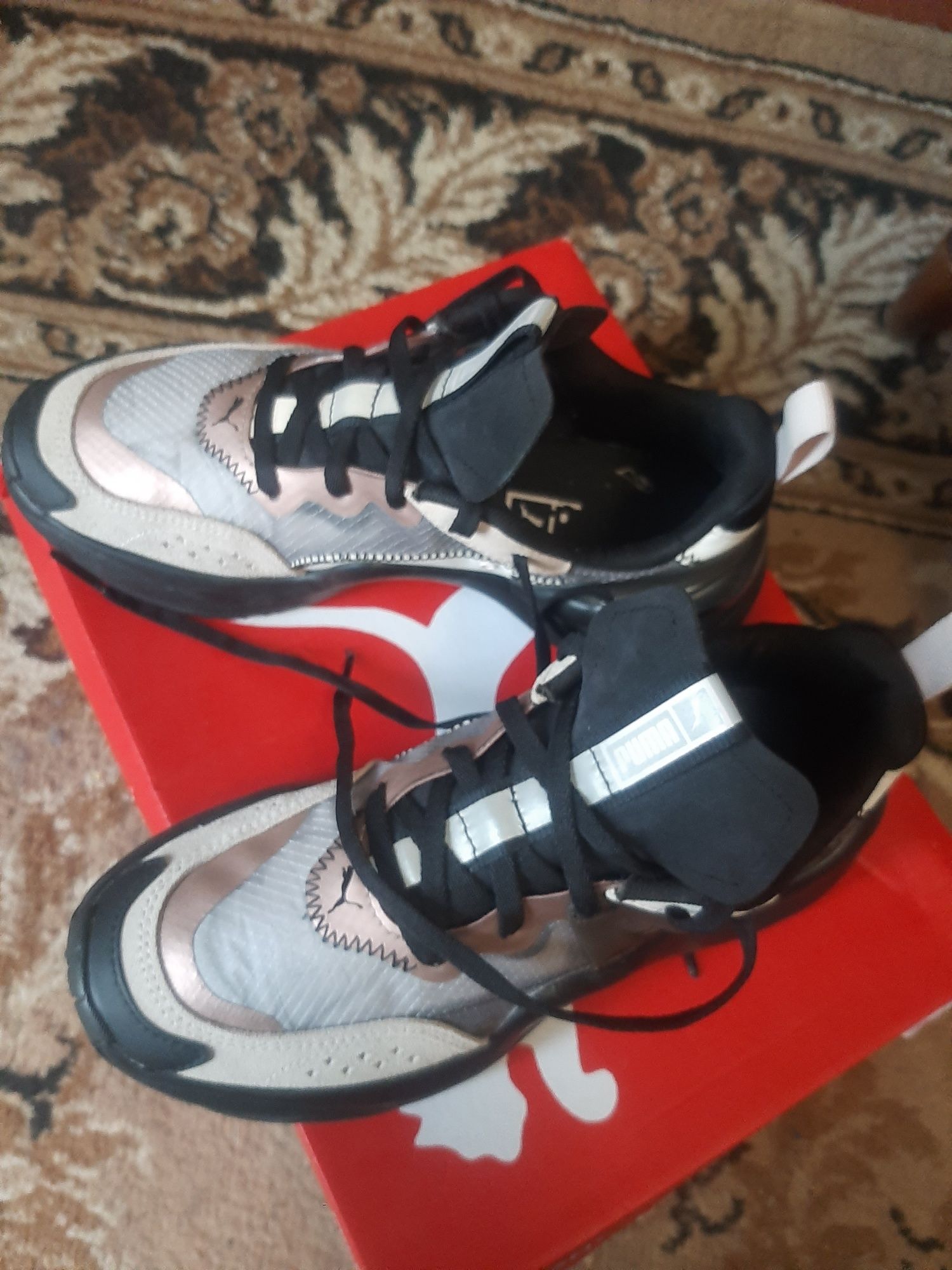 Puma оригинал,кросівки 36 розм,дуже круті