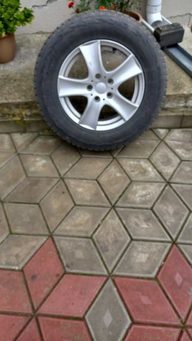 Автошини з дисками