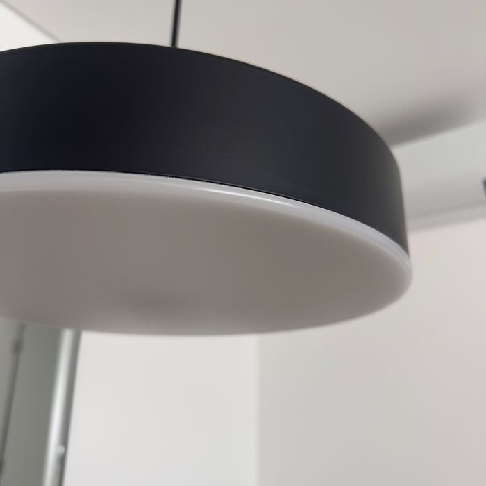 Candeeiro suspenso LED preto NOVO