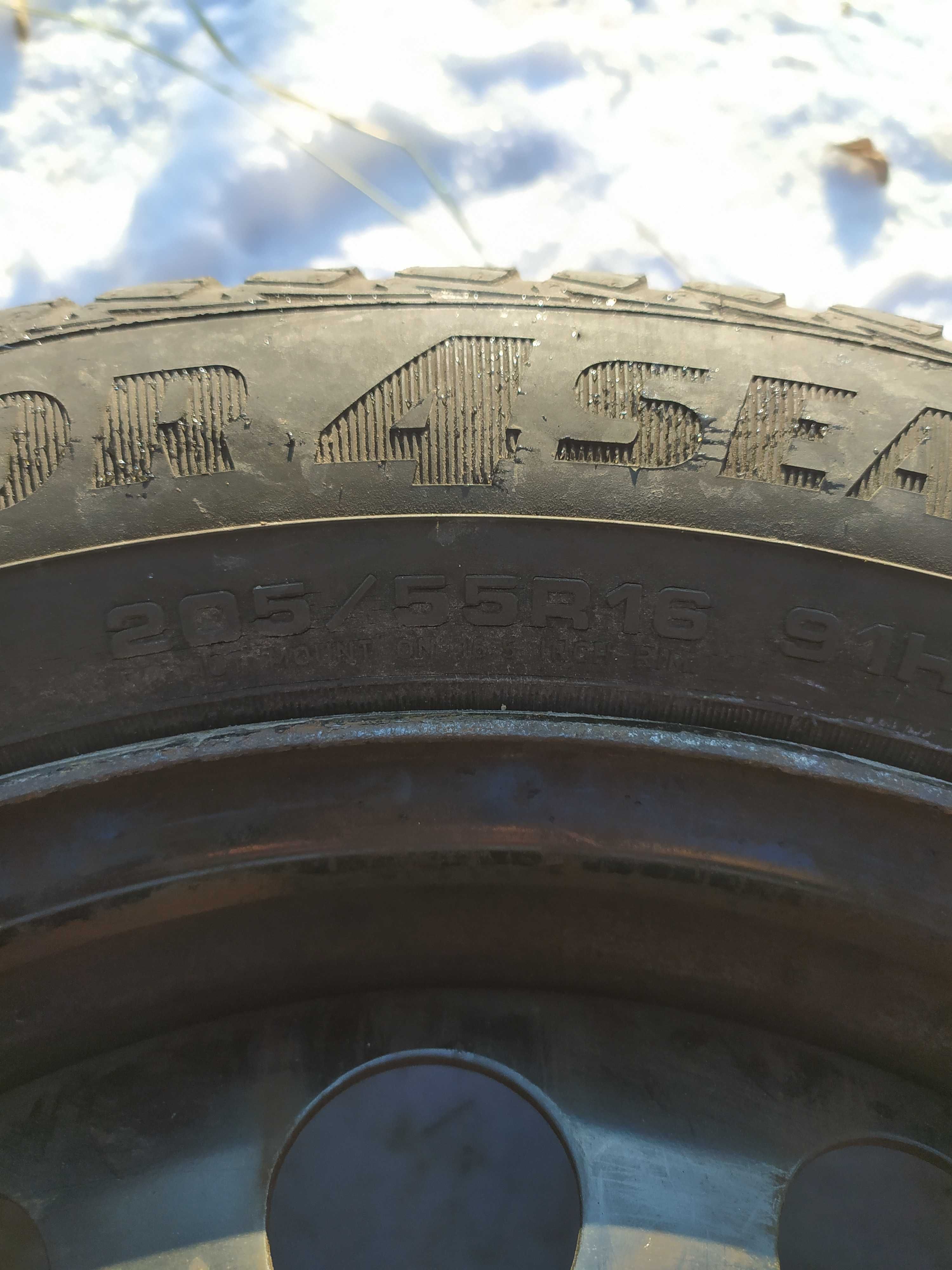 Шини205/ 55/ R16, колеса з дисками  Goodyear, Hankook