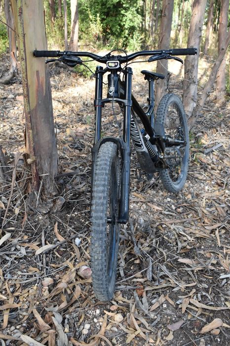 Commencal supreme v4.2