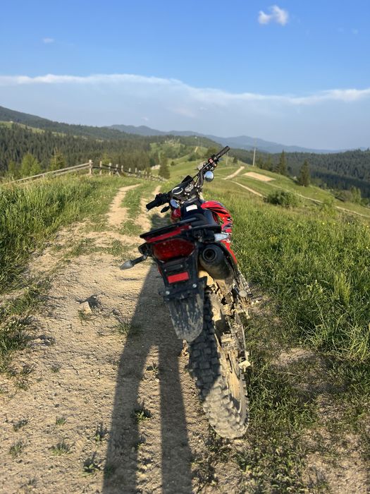 Продам мотоцикол Forte cross 250