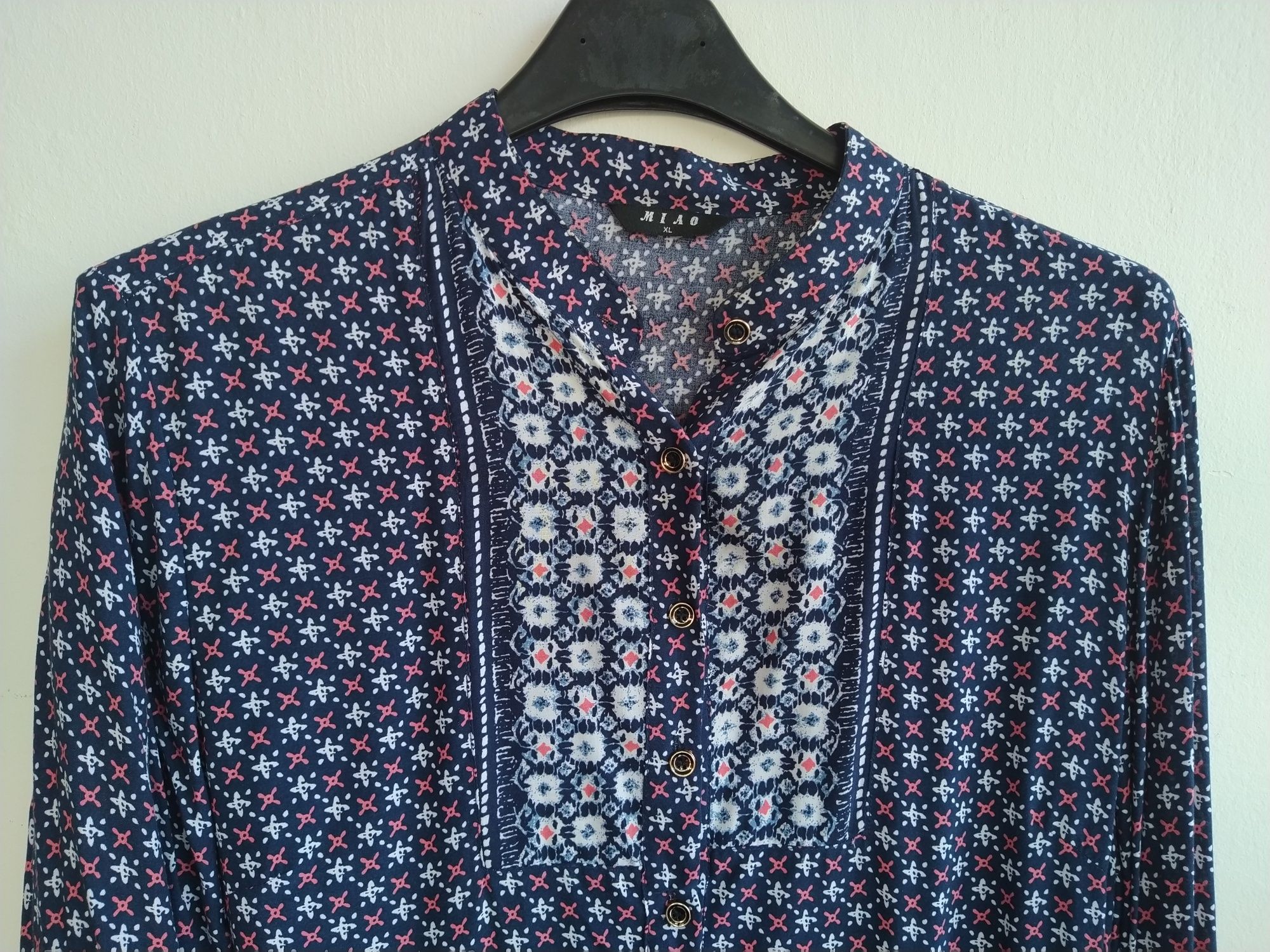 Blusa / túnica azul estilo étnico - Tamanho XL