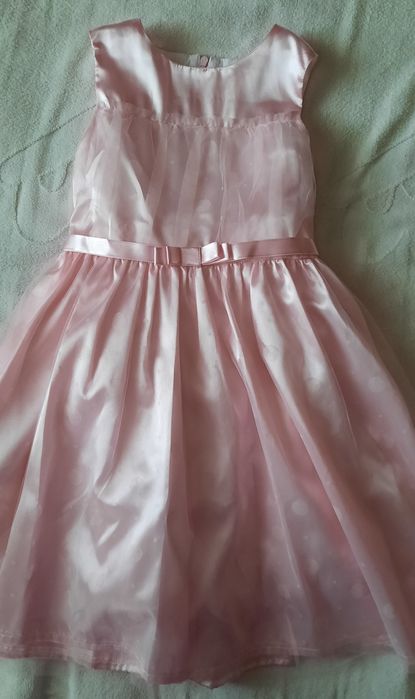 Святкова сукня на дівчинку