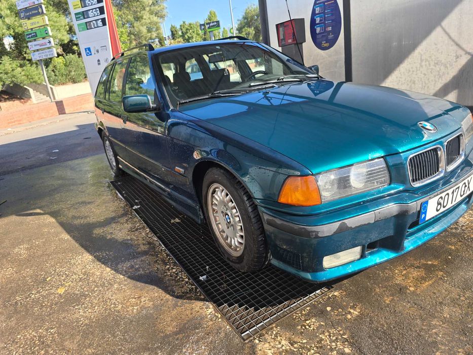 Vendo bmw 318tds touring