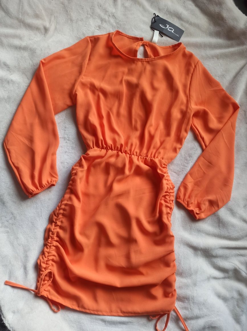 Sukienka pomarańczowa nowa z metką  S/M