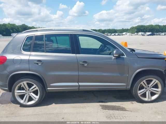 2016 Volkswagen TIGUAN R-LINE