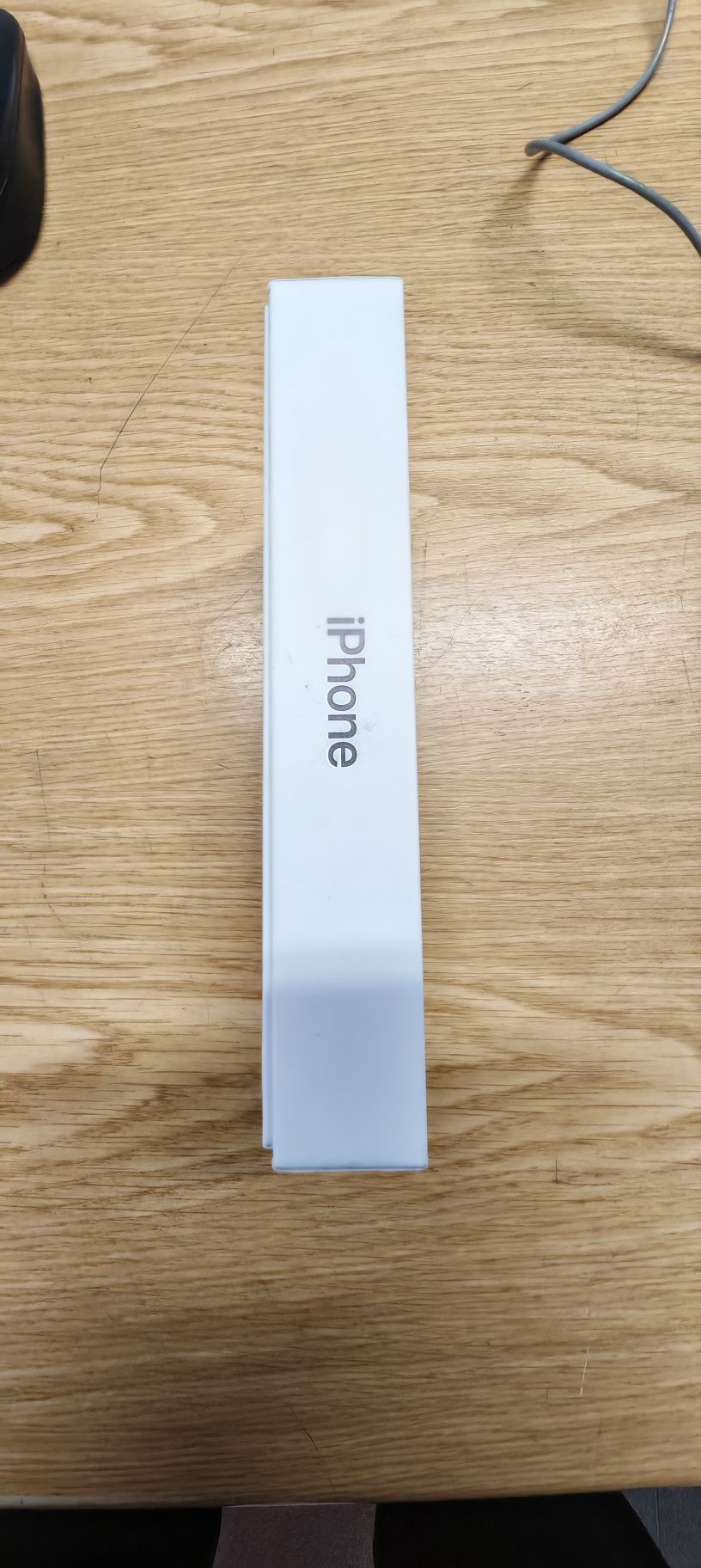 Vendo caixa para iPhone 14 pro max