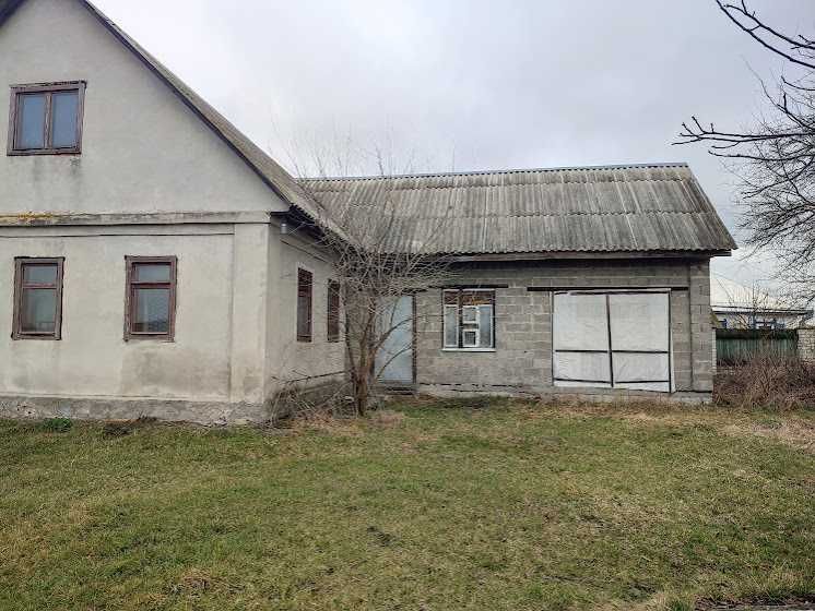 Продаж  будинку в селі Деньги.