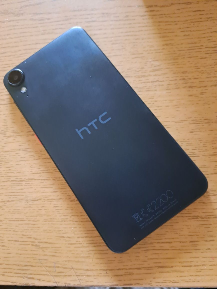 HTC Desire 825 2/16GB czarny