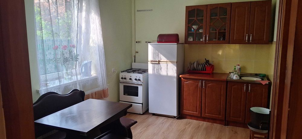 Продаємо будинок