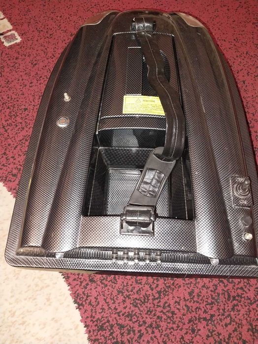 Короблик для рибалки Карбоат міні. терміново