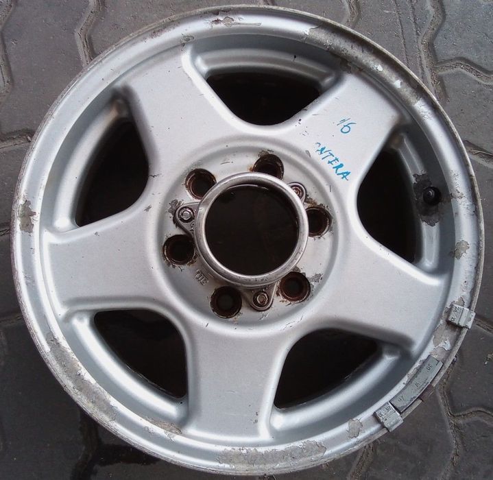 Jantes Opel Frontera R16 furação 6x139.7