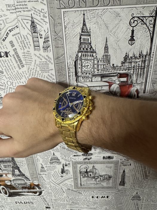 Годинники солідні