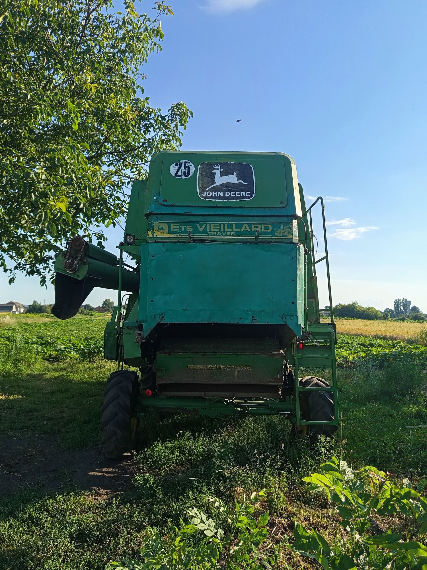 Продам комбайн John Deere 1065