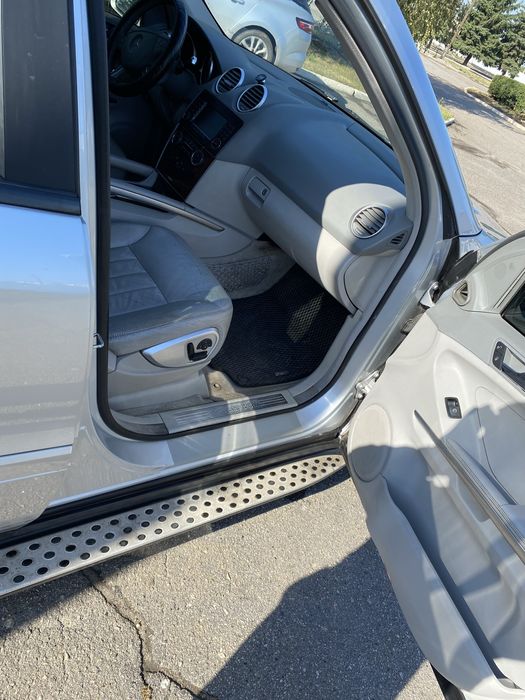 Мерседес ML 350 состояние хорошое