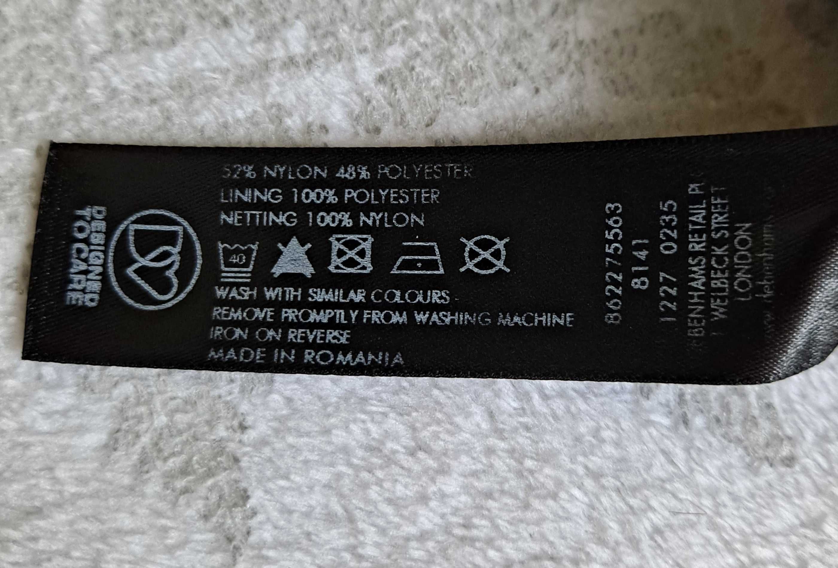 Sukienka 9/10 lat 140 cm