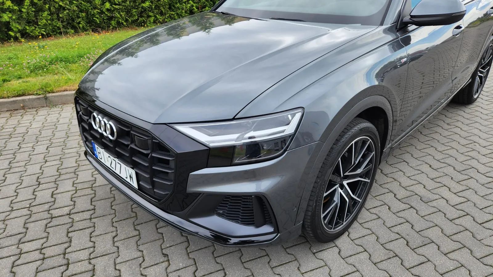 Audi Q8 55 TFSI 340 km w wersji PROGRESSIV S-line