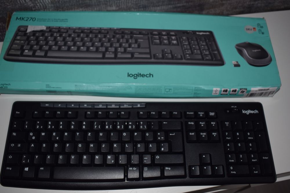 Бездротова клавіатура Logitech K270
