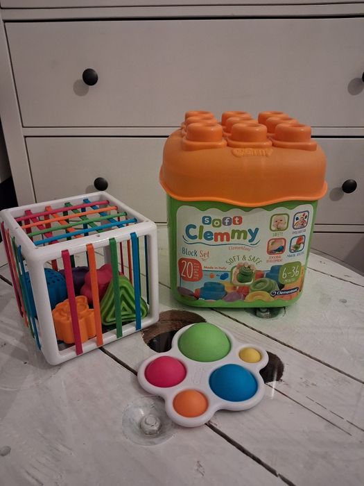 Zestaw Fat Brain Toys i Clementoni