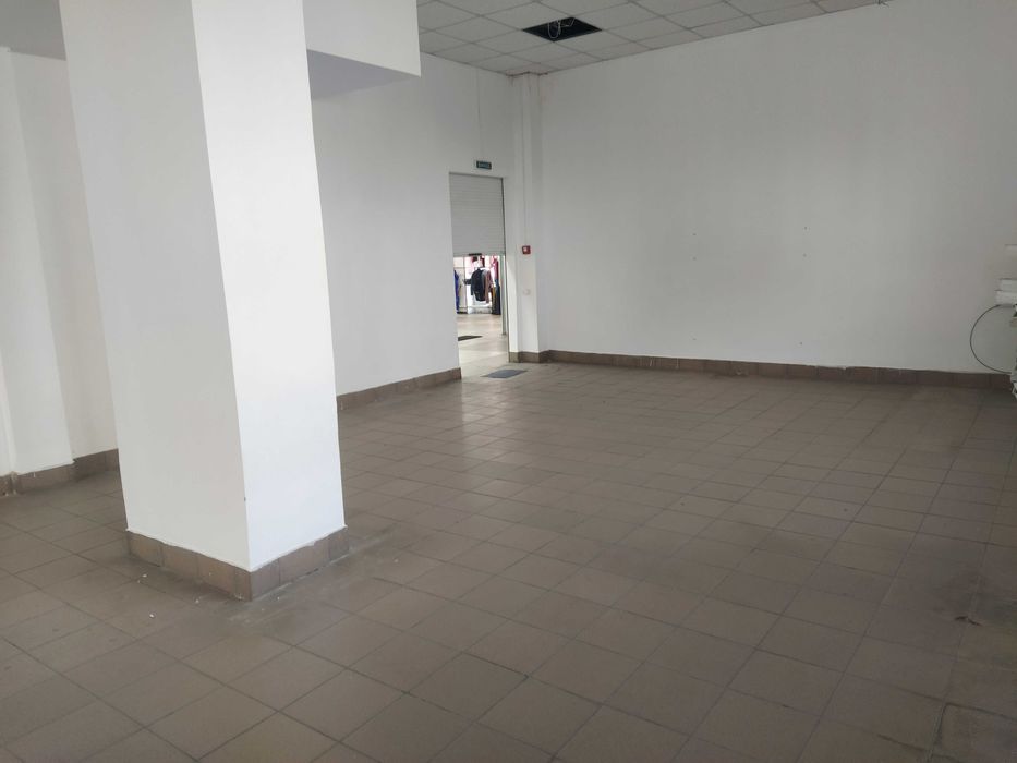 Здається в оренду комерційне приміщення  м Радехів