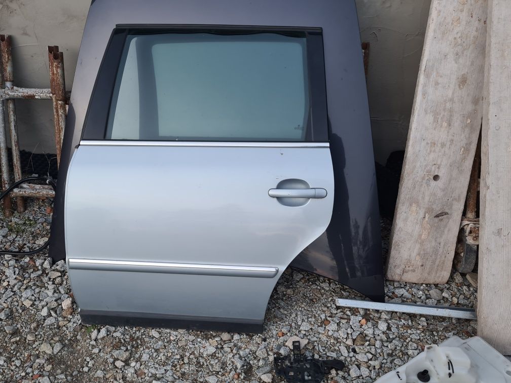 DRZWI prawe przód lewe tył lewy tylne VW Passat B5 FL kombi 2003r LB5S