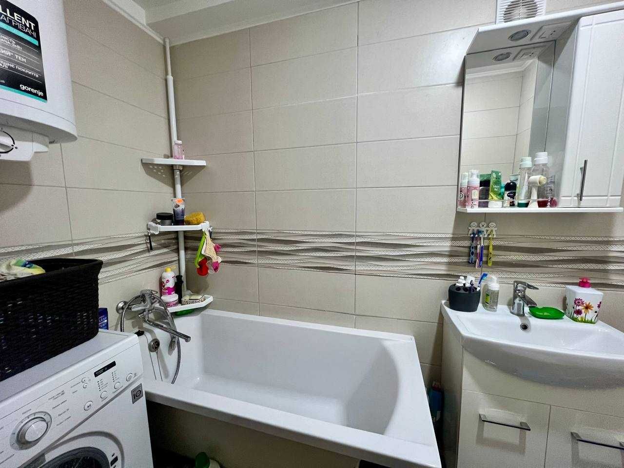 Продам 3х комнатную квартиру в центре Коммунарского района