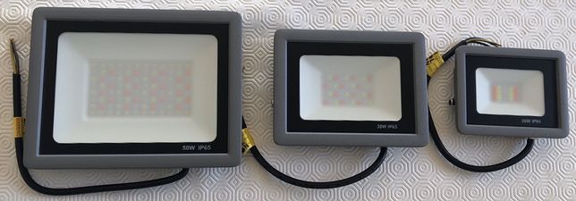 Projetores PROMOÇÃO  LED RGB Interior e Exterior c/comando 20/30/50 W