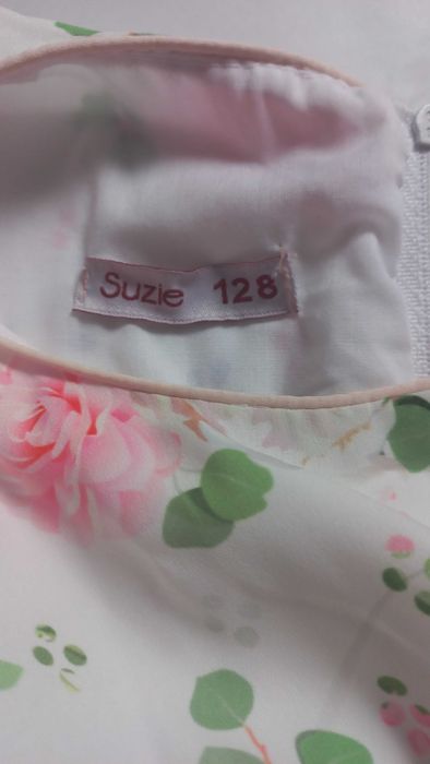 Святкова сукня для дівчинки