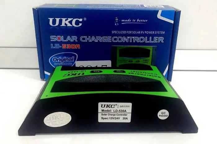 PWM(ШИМ)-контроллер заряда для солнечных панелей UKC LD-530A 12/24В