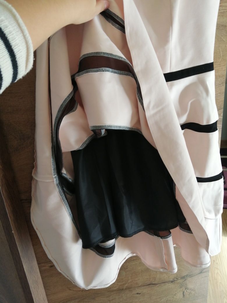 Elegancka sukienka