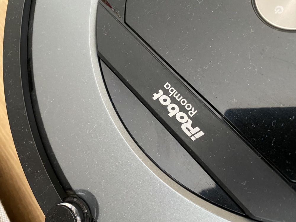 iRobot Roomba 866 com parede virtual