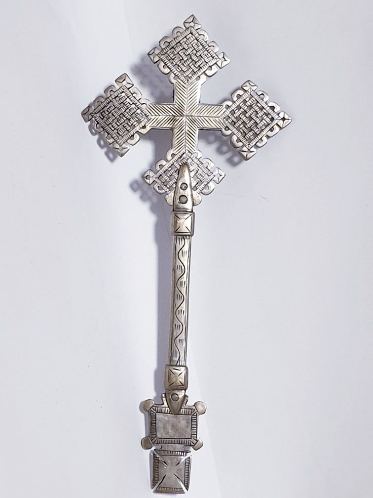 Grande antiga cruz copta de mão