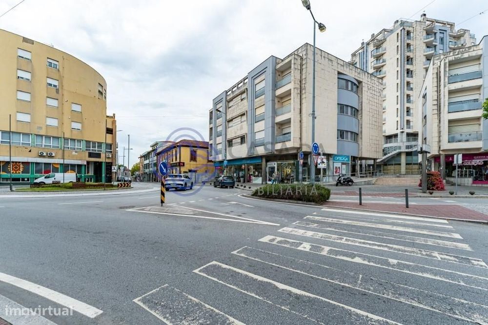 Loja centro comercial Emporium