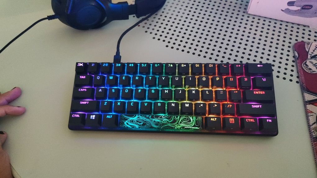 Teclado Gaming HYPERX Alloy Origins 60