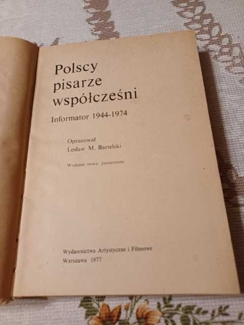 mały słownik pisarzy polskich , 2 polscy pisarze współcześni