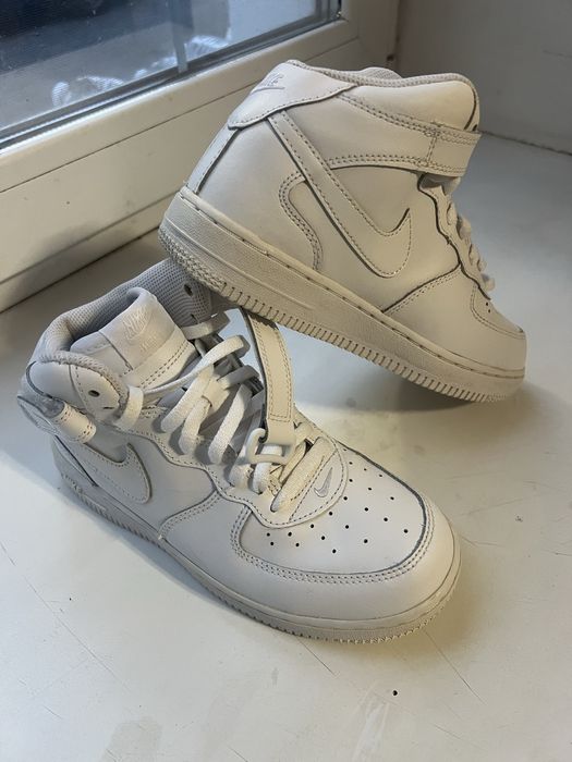 Кросівки NIKE Force 1Mid шкіряні оригінал.