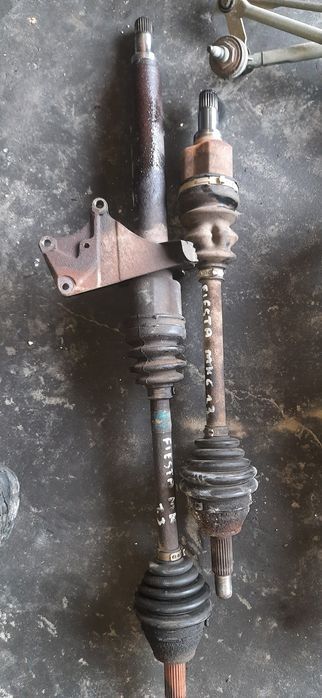 Półosie przeguby Ford Fiesta mk6 1.3