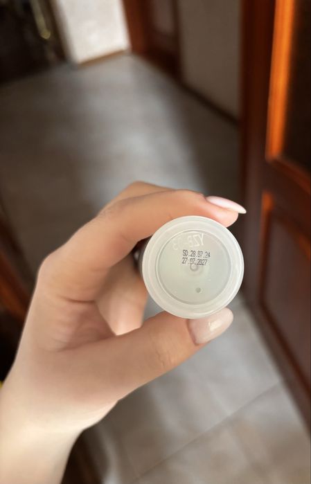 База під макіяж та гель-тіні для брів