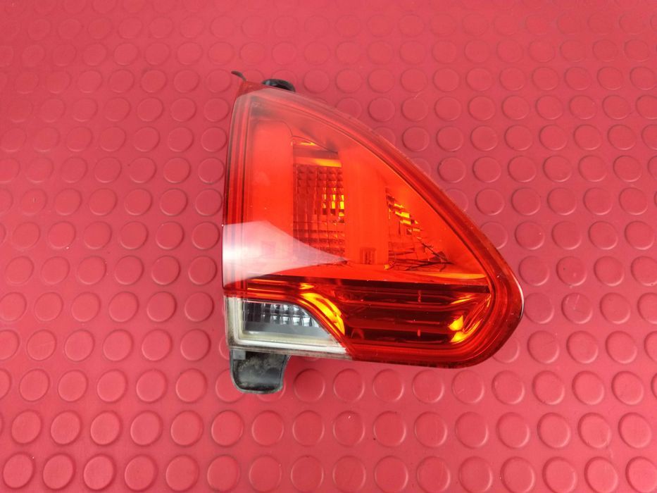 Farolim Mala Trás Esquerdo [Peugeot 2008]