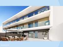 Magnífico Apartamento T2 com terraço privado a 2 passos da praia da...