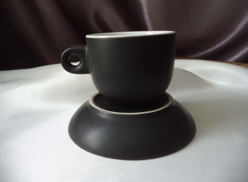 Кофейная чашка Nescafé Espresso с блюдцем