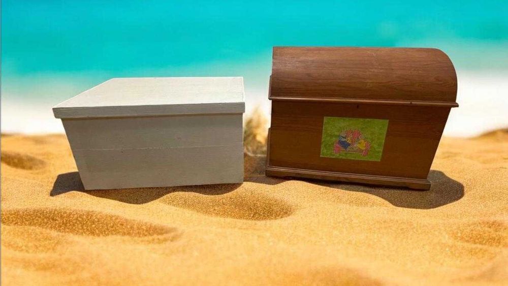 Arcas antigas, baus de arrumação